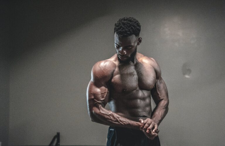The Fastest Way to Build Muscle Without Steroids